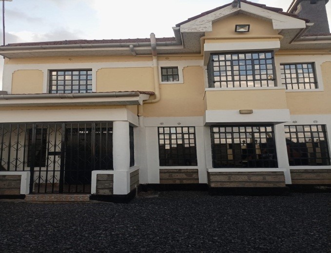 Katani Maisonette